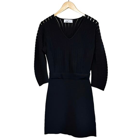YIGAL AZROUEL Knit Dress Black V-Neck Sheath 3/4 Sleeves Designer Small EUC - Picture 2 of 12